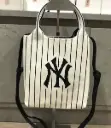 Túi đeo chéo MLB kẻ sọc big logo knit 3ACRS034N-50CRS